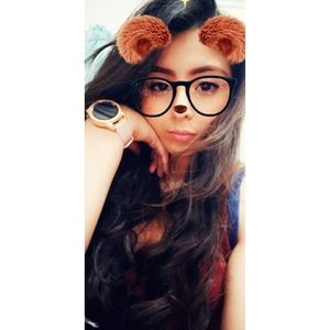 Meet your Posher, Vanessa